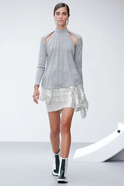 Look 17